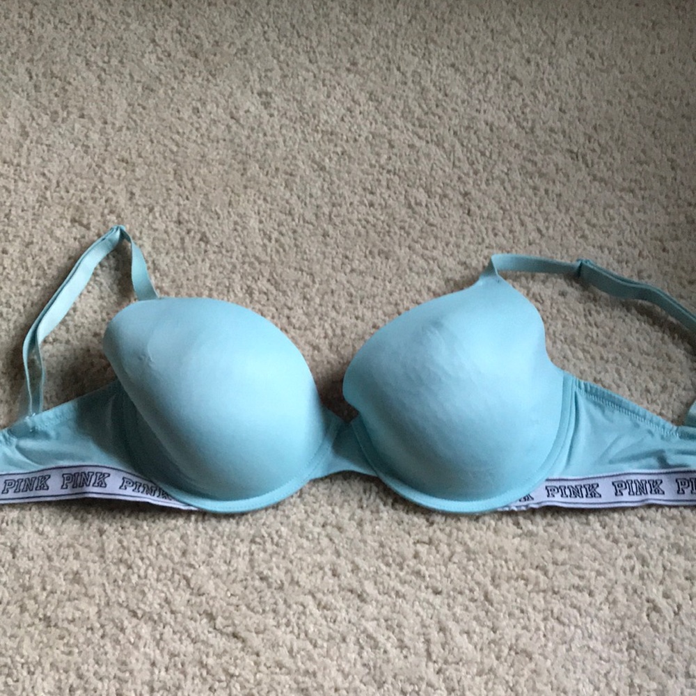 Pink by Victoria secret 32DDD bra